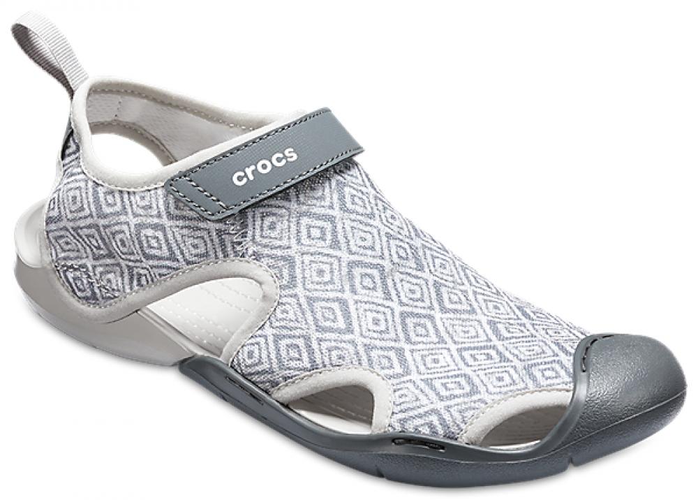 crocs women's swiftwater graphic mesh sandal